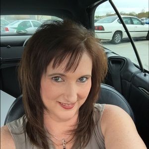 Meet your Posher, Melanie